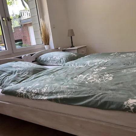 アパート Am Lalobe, *